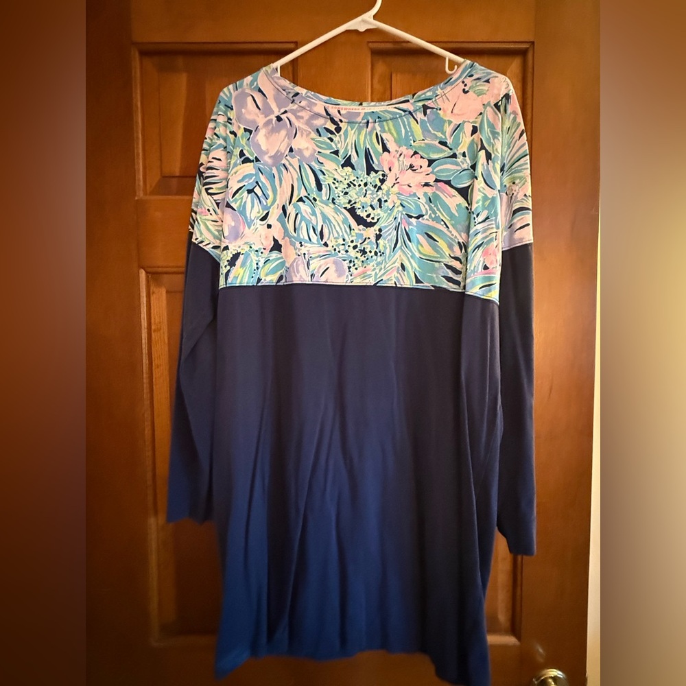 Lilly Pulitzer Navy and Floral Long Sleeve tshirt dress